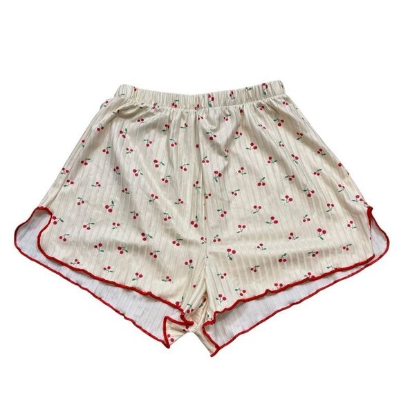 Ladies Off White and Cherry Print Loung Shorts Size Smalll - Picture 1 of 6